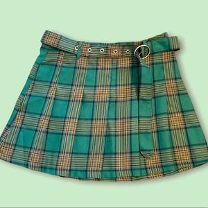 Green and Brown Plaid Mini Skirt🤎💚